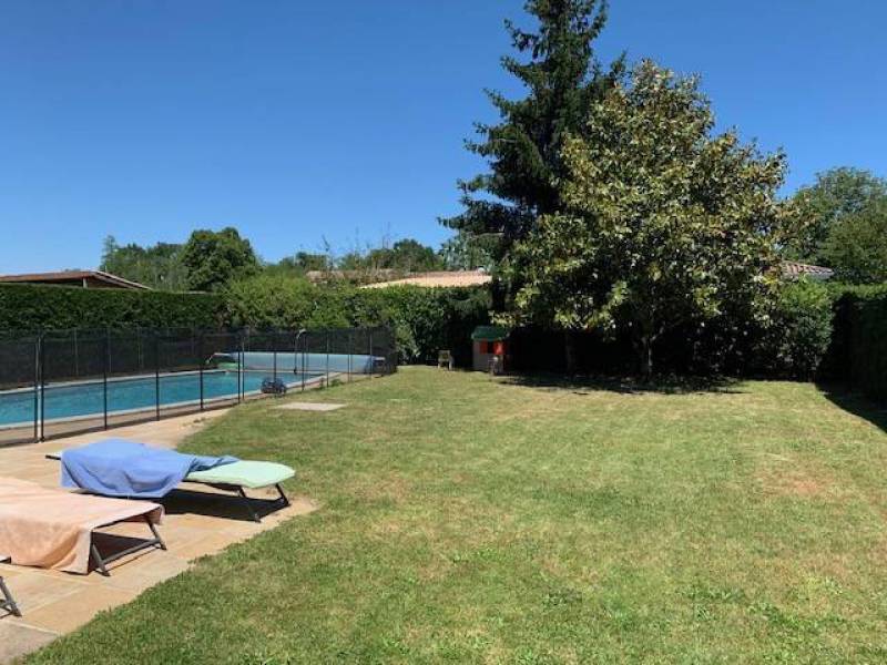 A vendre maison Cestas Gazinet, 997m² de terrain avec piscine