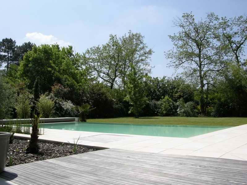 VENDU PAR NOTRE AGENCE Villa 5 chambres avec piscine à débordement sur Cestas Rejouit