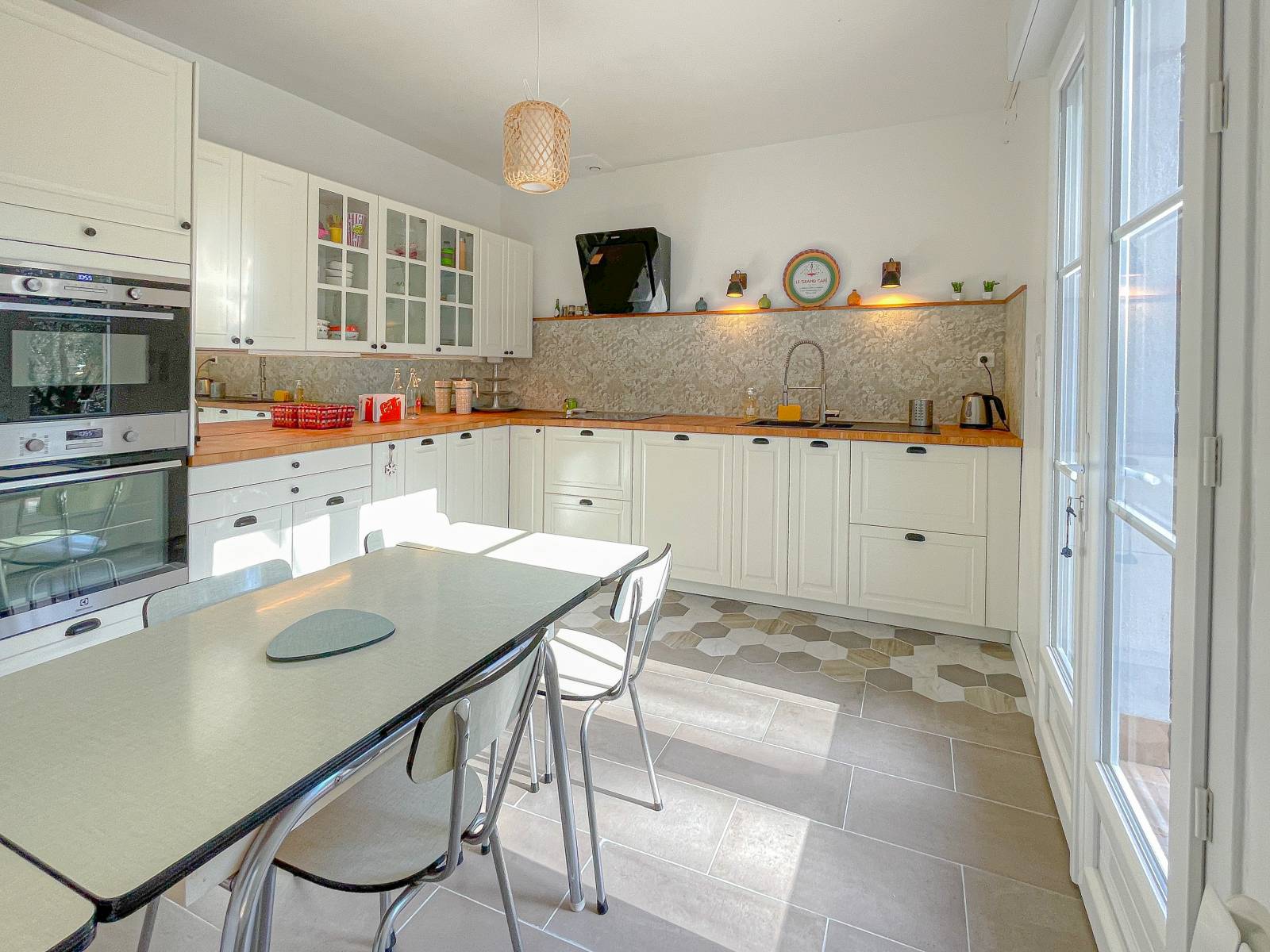 CESTAS, propriété de 190m² avec 5 chambres dans un environnement exceptionnel