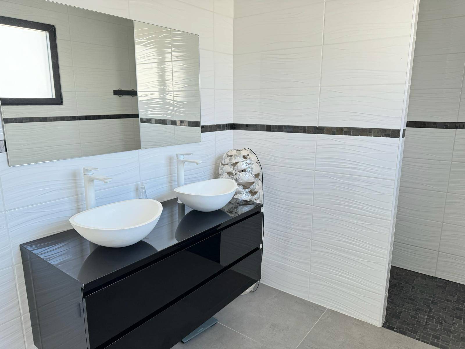 CESTAS proche bourg, maison individuelle de plain-pied de 152m², 4 chambres