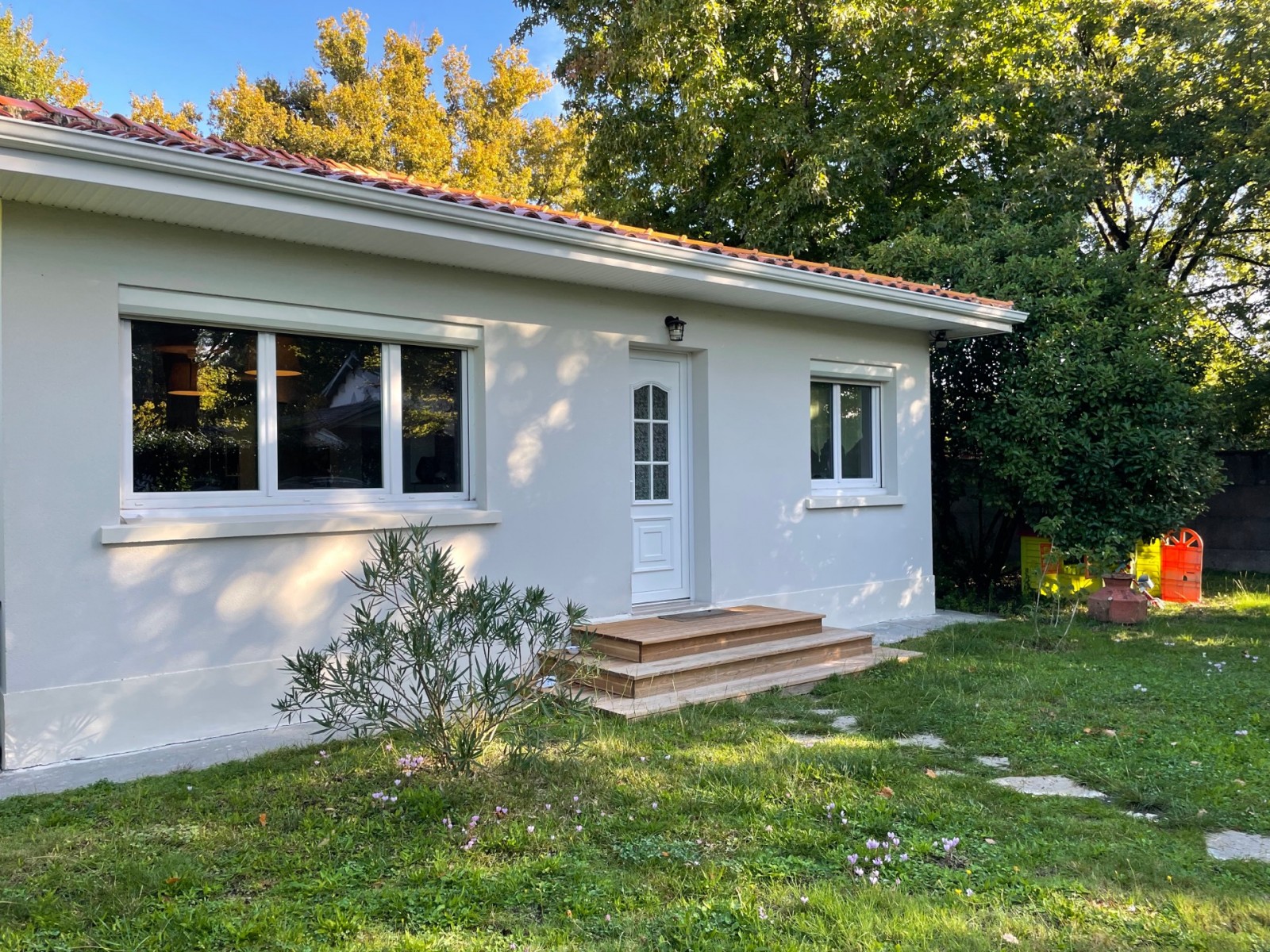 PESSAC, maison de plain-pied d'environ 100m², 3 chambres