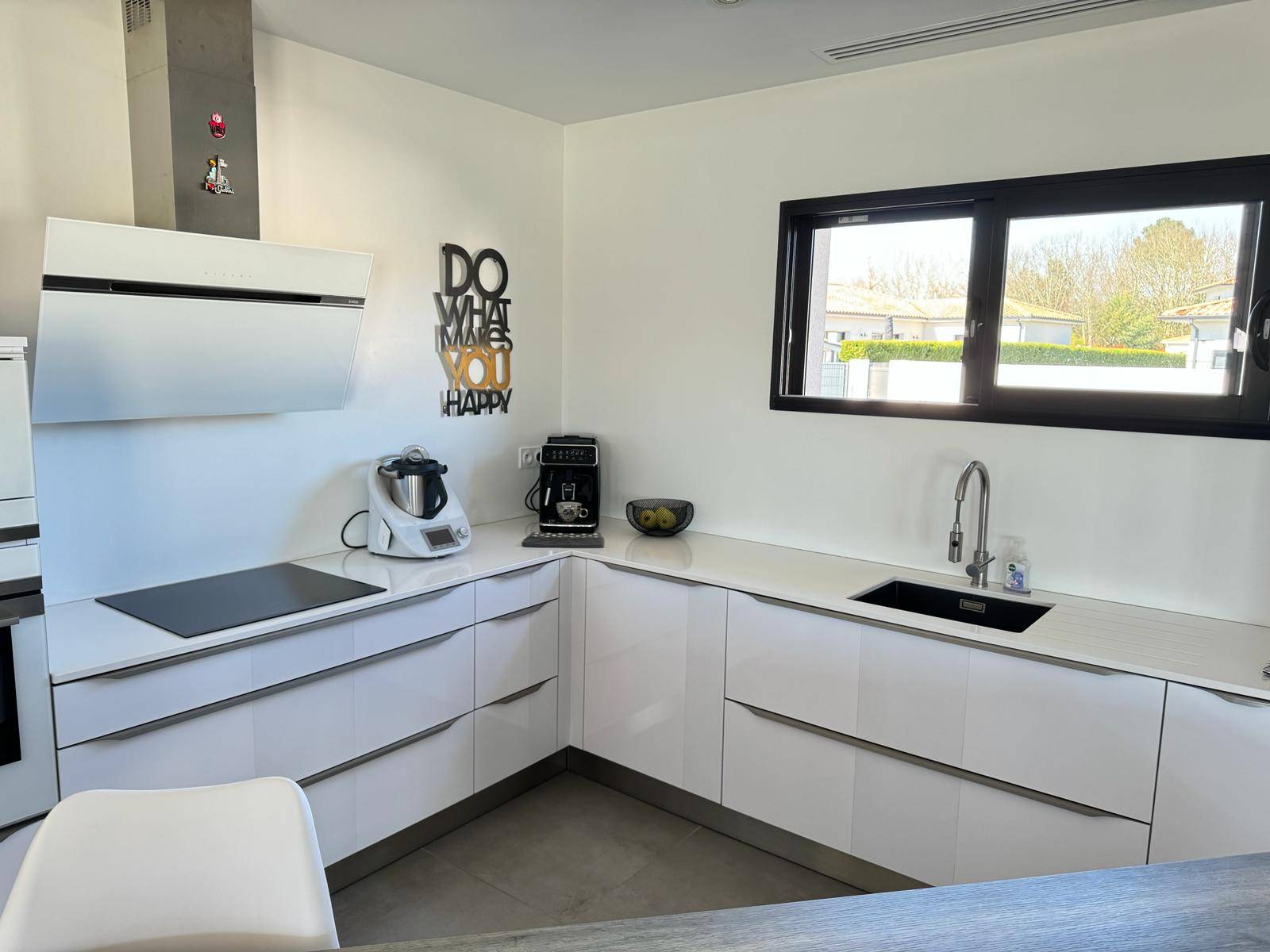 CESTAS proche bourg, maison individuelle de plain-pied de 152m², 4 chambres