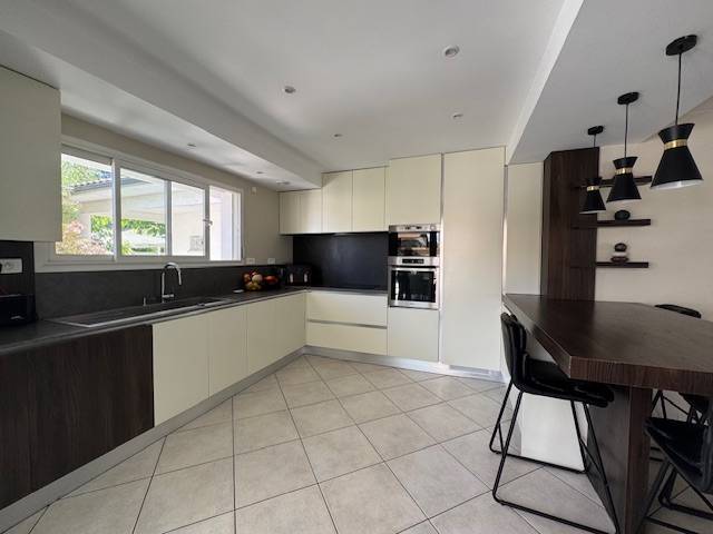 maison sur pessac avec piscine