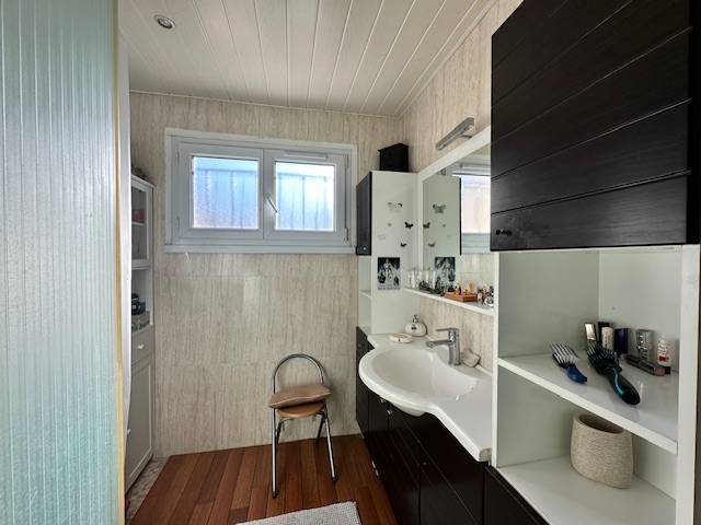 CESTAS Bourg, Maison 4 chambres, garage, sur parcelle de 965m²