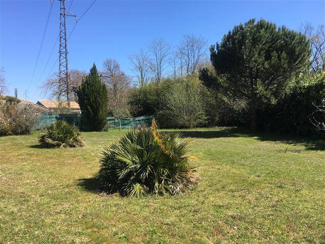 Terrain de 823m² à vendre sur Cestas