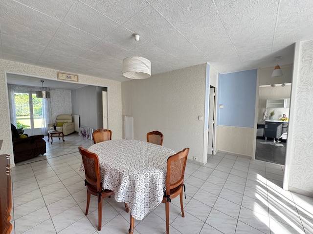 CESTAS gazinet, maison mitoyenne de plain-pied de 90m² avec 3 chambres, jardin et garage