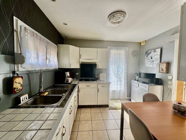 Maison de plain pied avec 3 chambres CANEJAN