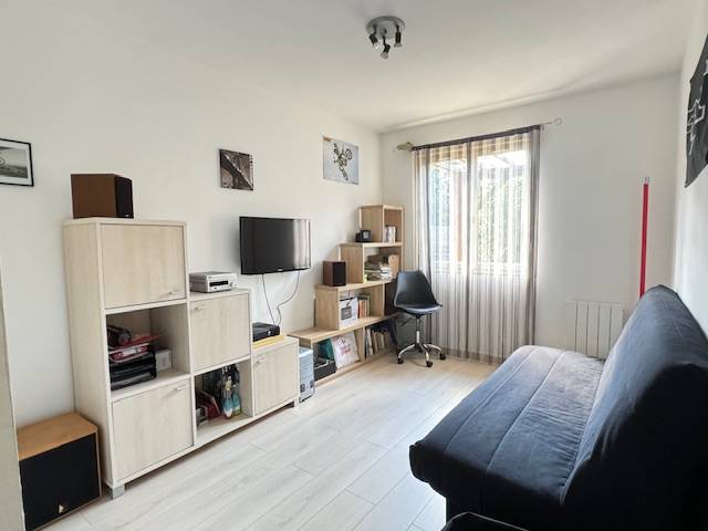 Terrain 1230m² avec maison de plain pied