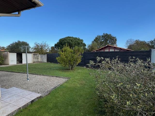 A VENDRE CESTAS MAISON INDIVIDUELLE 3 CHAMBRES GARAGE