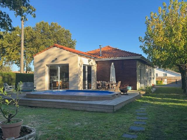 CESTAS , maison individuelle de plain pied 140m² avec 4 chambres, jardin et double garage