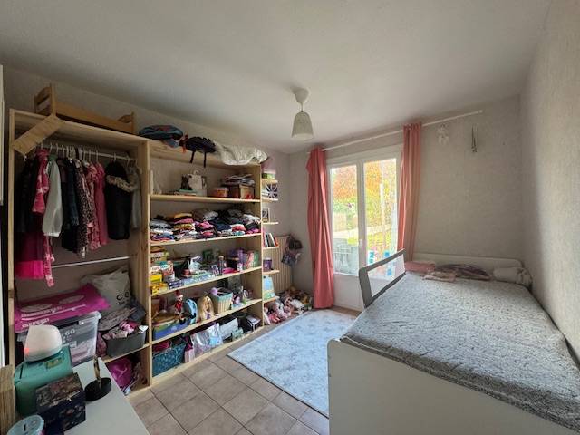 CESTAS gazinet, maison 3 chambres avec grand garage sur 625m² de jardin