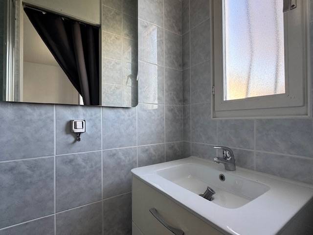 Cestas bourg, maison de plain pied, 4 chambres avec jardin et garage