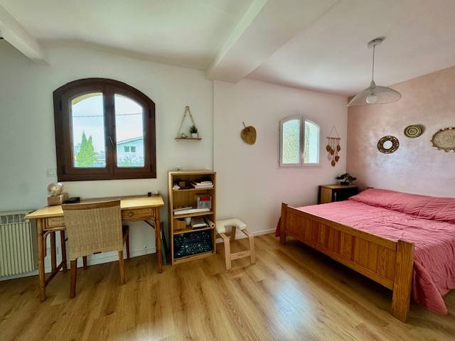 GRADIGNAN BEAUSOLEIL maison 4 chambres avec jardin et piscine + garage