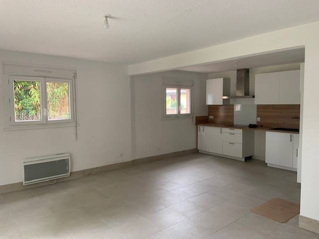 PESSAC ALOUETTE, maison individuelle 96.16m², 3 chambres, garage et parcelle de 1100m²