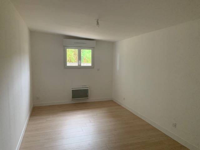 PESSAC ALOUETTE, maison individuelle 96.16m², 3 chambres, garage et parcelle de 1100m²