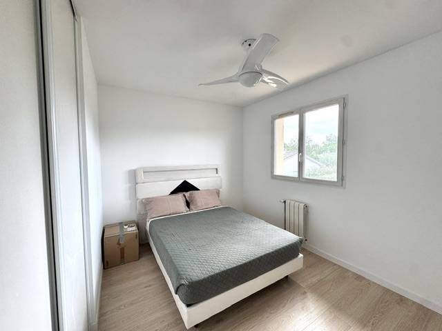 Maison à étage, 4 chambres avec piscine