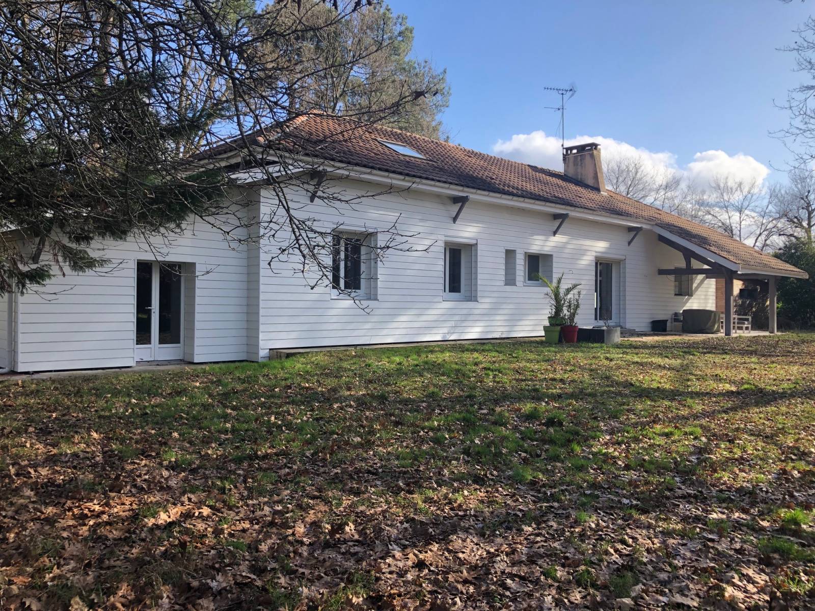 MAISON A ETAGE CESTAS