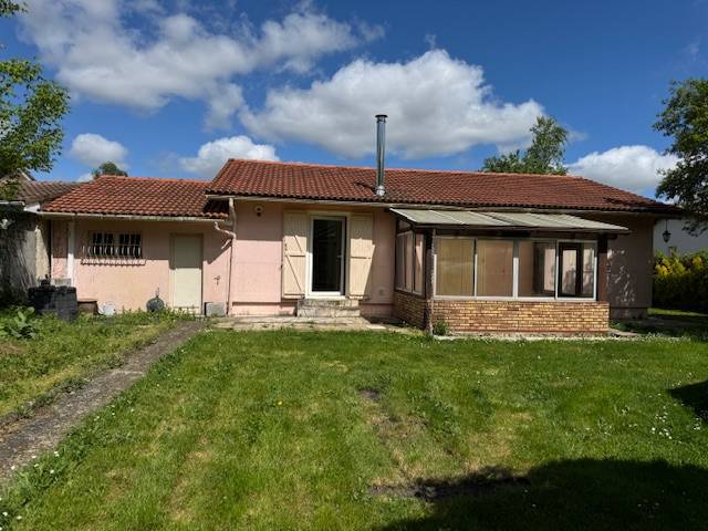 Cestas réjouit maison plain pied, 3 chambres avec 737m² de jardin et garage