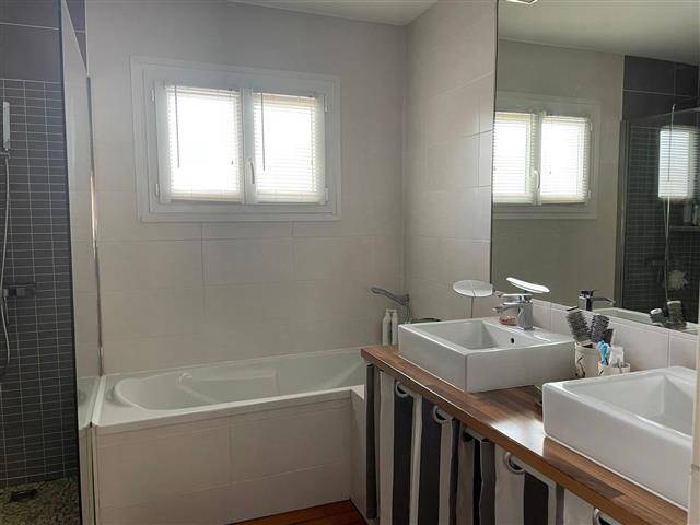 Maison avec piscine sur CESTAS