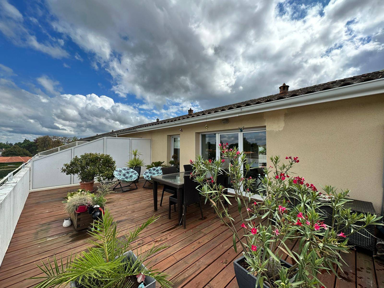 Appartement avec terrasses