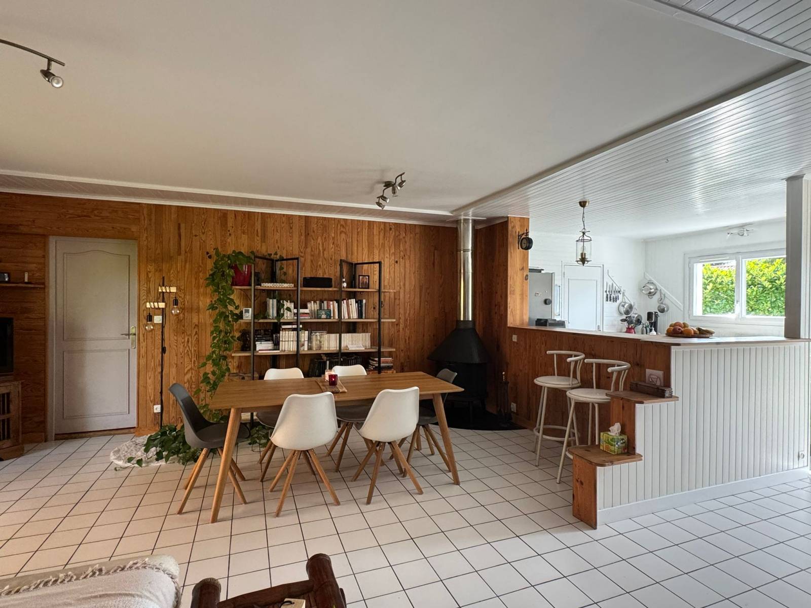 MAISON DE PLAIN PIED SUR LEOGNAN