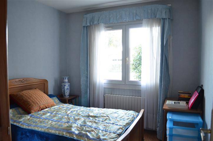 A VENDRE  CESTAS BOURG  Maison de plain pied de 90m² sur parcelle de 1030m²