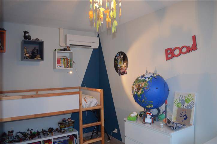 Maison de plain-pied d'environ 96m² , 3 chambres, 403m² de terrain à PESSAC Alouette