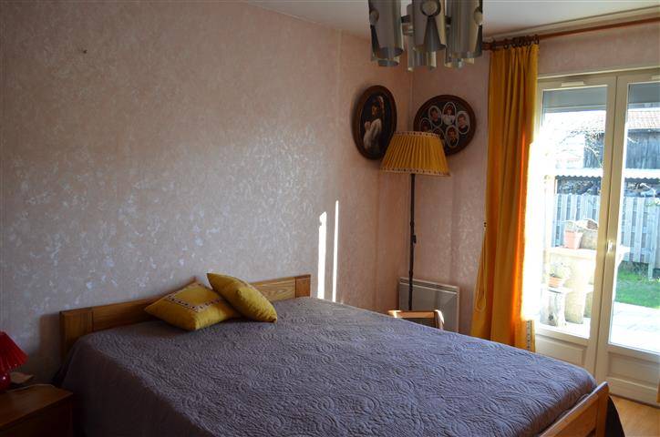 MARCHEPRIME : maison plain-pied 133m², 4 chambres, 2 points d'eau sur parcelle de 785m²