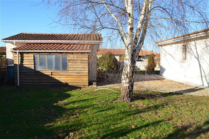 MARCHEPRIME : maison plain-pied 133m², 4 chambres, 2 points d'eau sur parcelle de 785m²