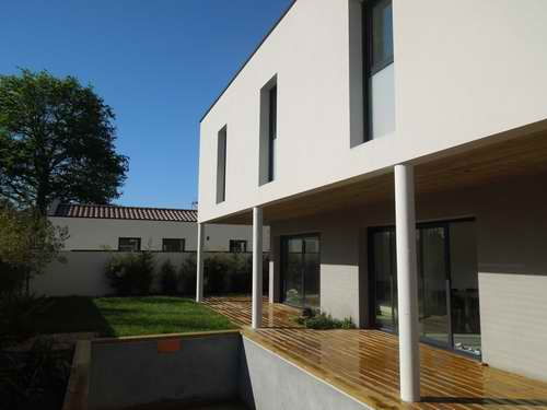 Maison d'architecte 175m²  4 chambres piscine à CESTAS GAZINET