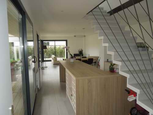 Maison d'architecte 175m²  4 chambres piscine à CESTAS GAZINET