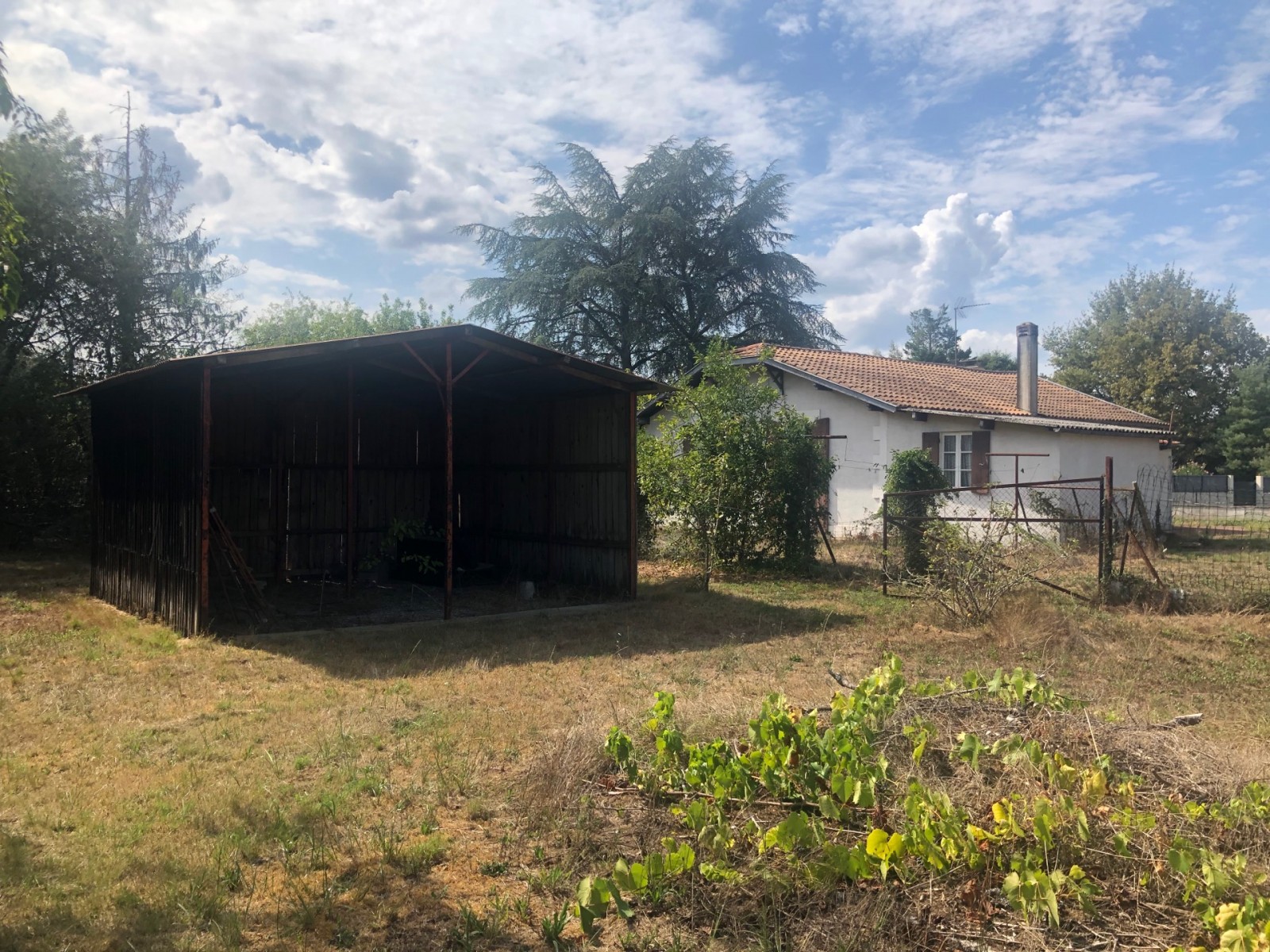 Maison de plain pied à rénover à Cestas