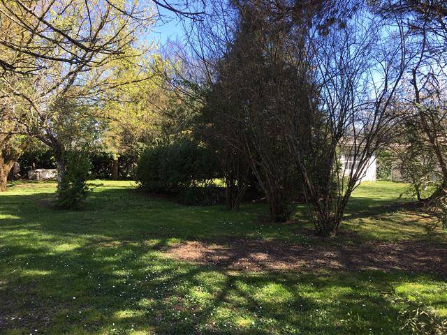 A VENDRE terrain de 905m², CESTAS Toctoucau  