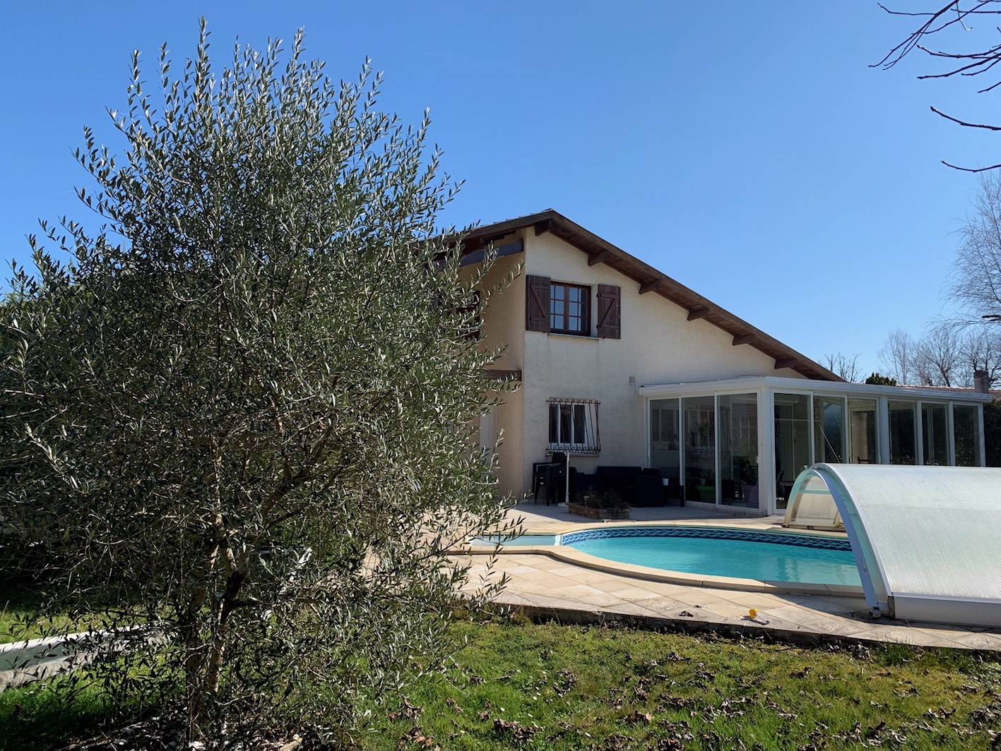 agence immobilière vend maison avec pisicne cestas