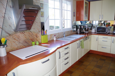 Maison 235m², 5 chambres sur  2133M² avec piscine CESTAS REJOUIT