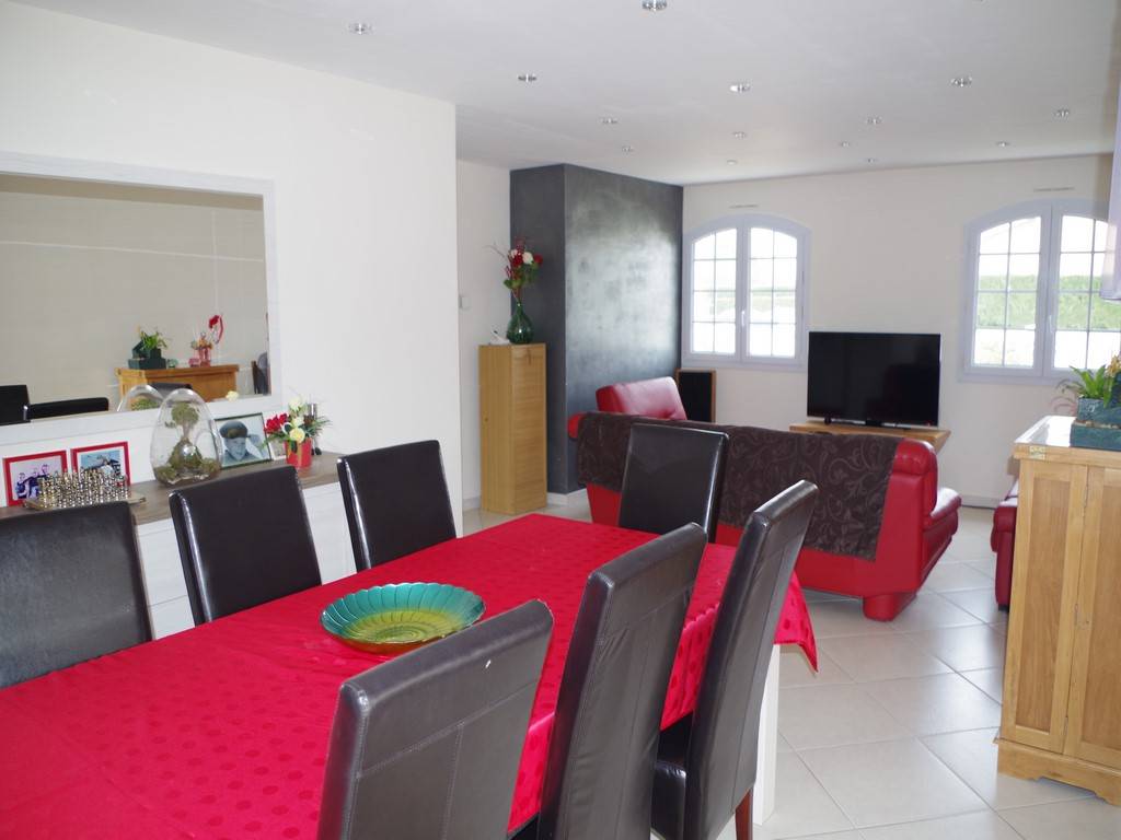 maison moderne a decouvrir sur loegnan