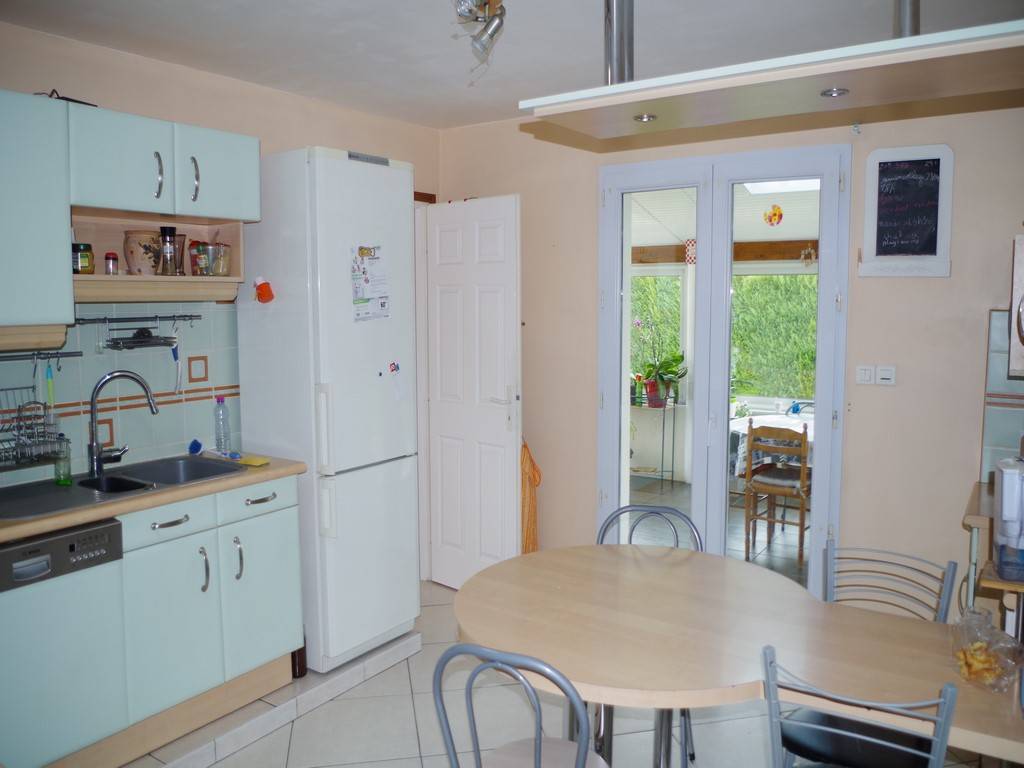 maison a vendre sur leognan