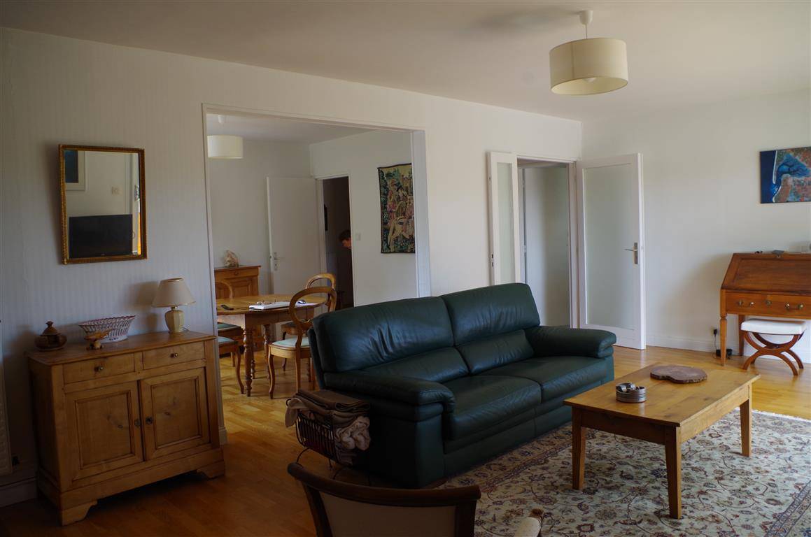 A VENDRE GRADIGNAN CENTRE :  APPARTEMENT T4, SÉJOUR DOUBLE,  2 CHAMBRES, CAVE ET PARKING