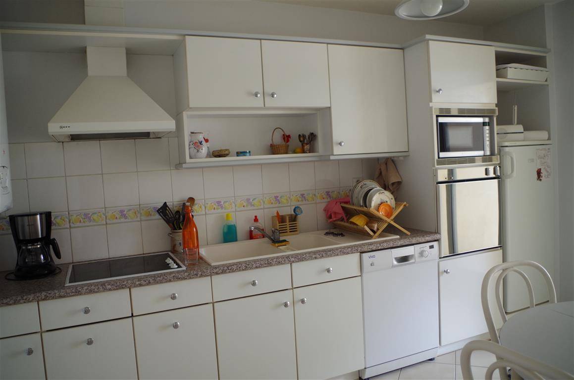 A VENDRE GRADIGNAN CENTRE :  APPARTEMENT T4, SÉJOUR DOUBLE,  2 CHAMBRES, CAVE ET PARKING