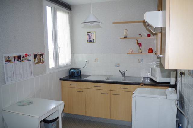 Appartement T4 avec balcon à découvrir rapidement sur Gradignan