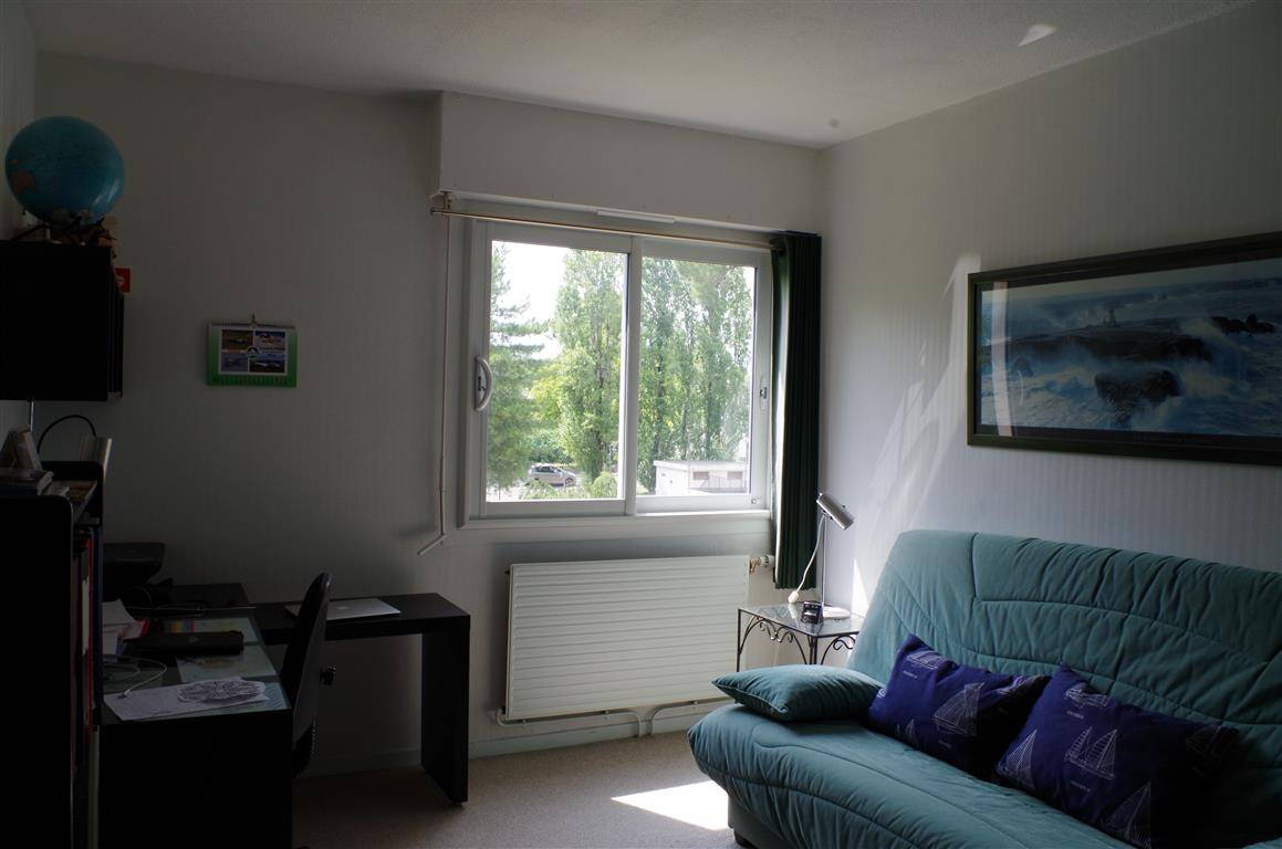 A VENDRE GRADIGNAN CENTRE :  APPARTEMENT T4, SÉJOUR DOUBLE,  2 CHAMBRES, CAVE ET PARKING