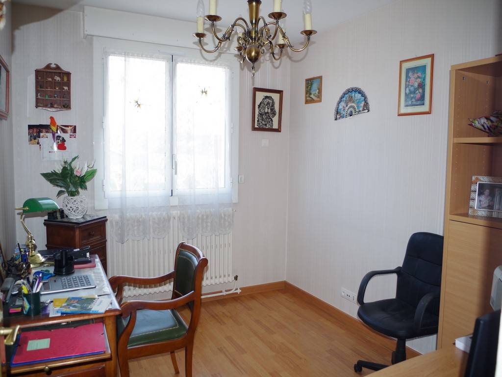 Appartement T6, 4 chambres, balcon et garage BORDEAUX PELLEGRIN