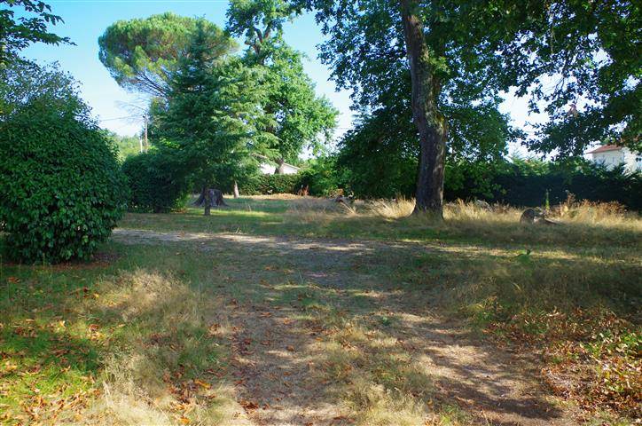 terrain constructible a acheter au barp