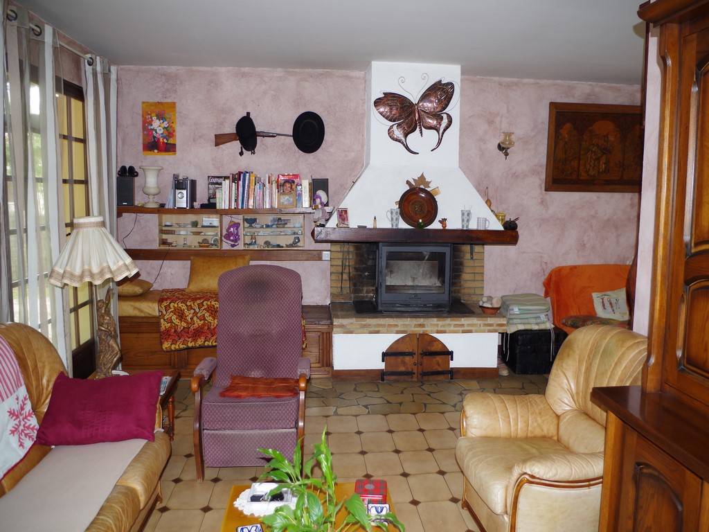 Maison de plain pied 138m², 3 chambres sur 4565m² de jardin CESTAS BOURG