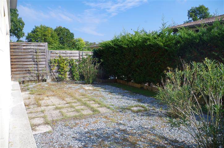 A VENDRE APPARTEMENT T3 de 54m² avec jardin, à GRADIGNAN