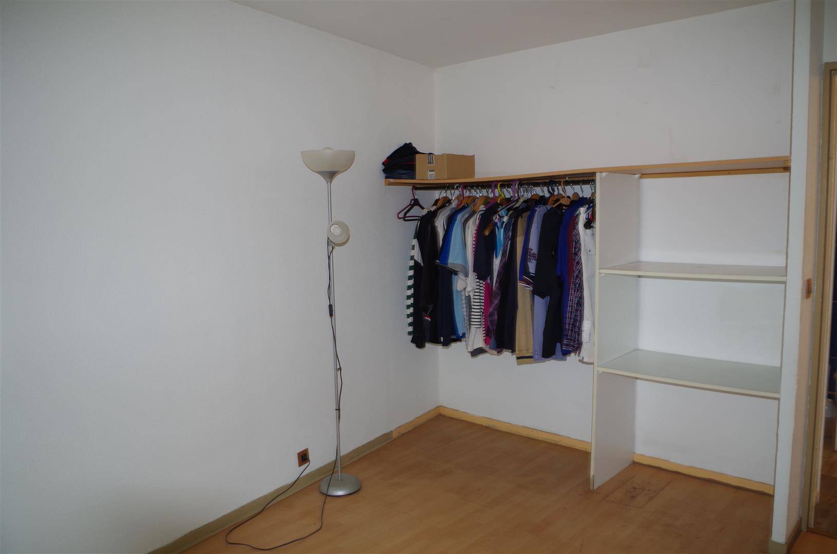 PESSAC: Appartement T2 de 45m² environ