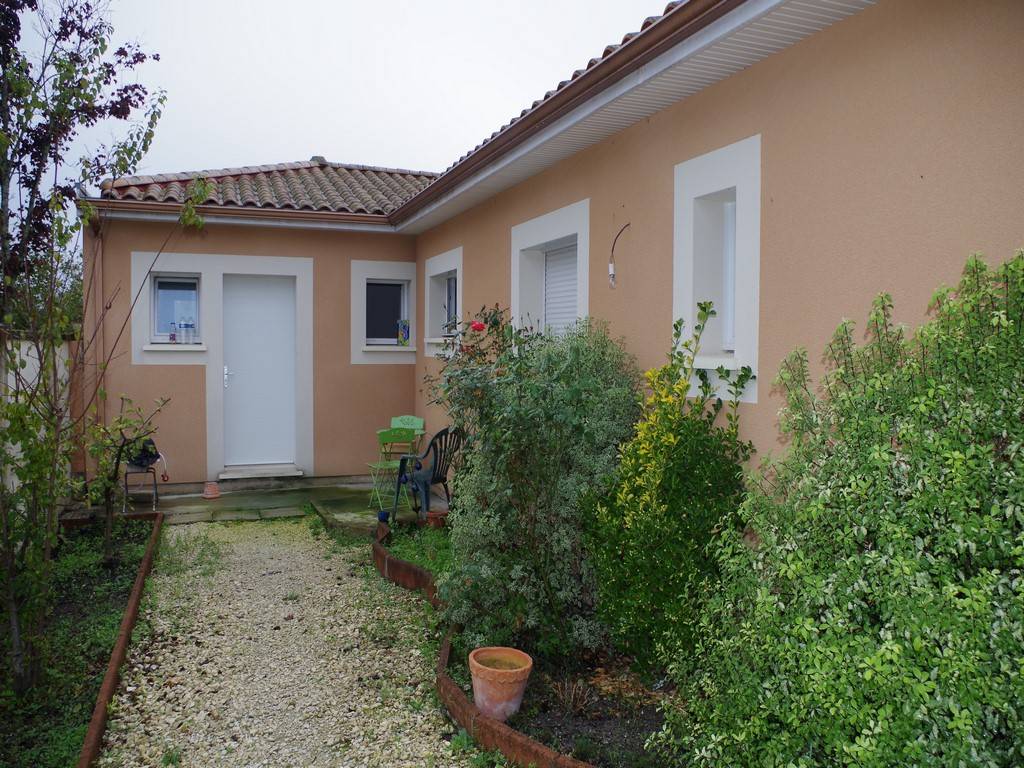 Maison plain pied, 116m², 3 chambres et bureau sur 651m² sur GRADIGNAN