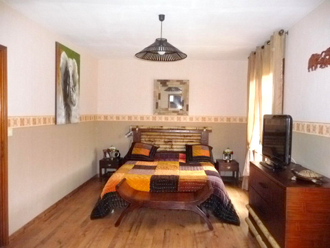 Maison plain pied, 3 chambres, sur demi-sous sol à CESTAS BOURG