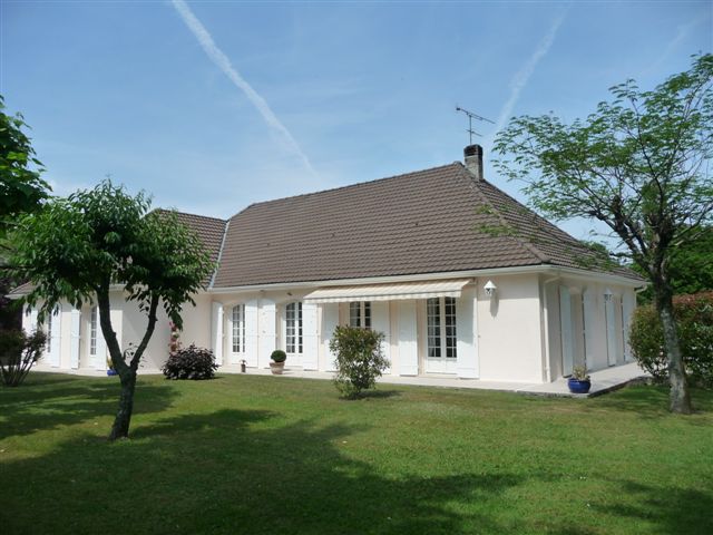 Maison avec piscine et 4 chambres sur Cestas Réjouit