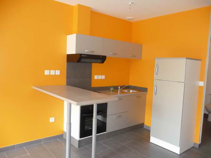 VENDU PAR NOTRE AGENCE Appartement T3 avec cour privative au cœur de CESTAS gazinet